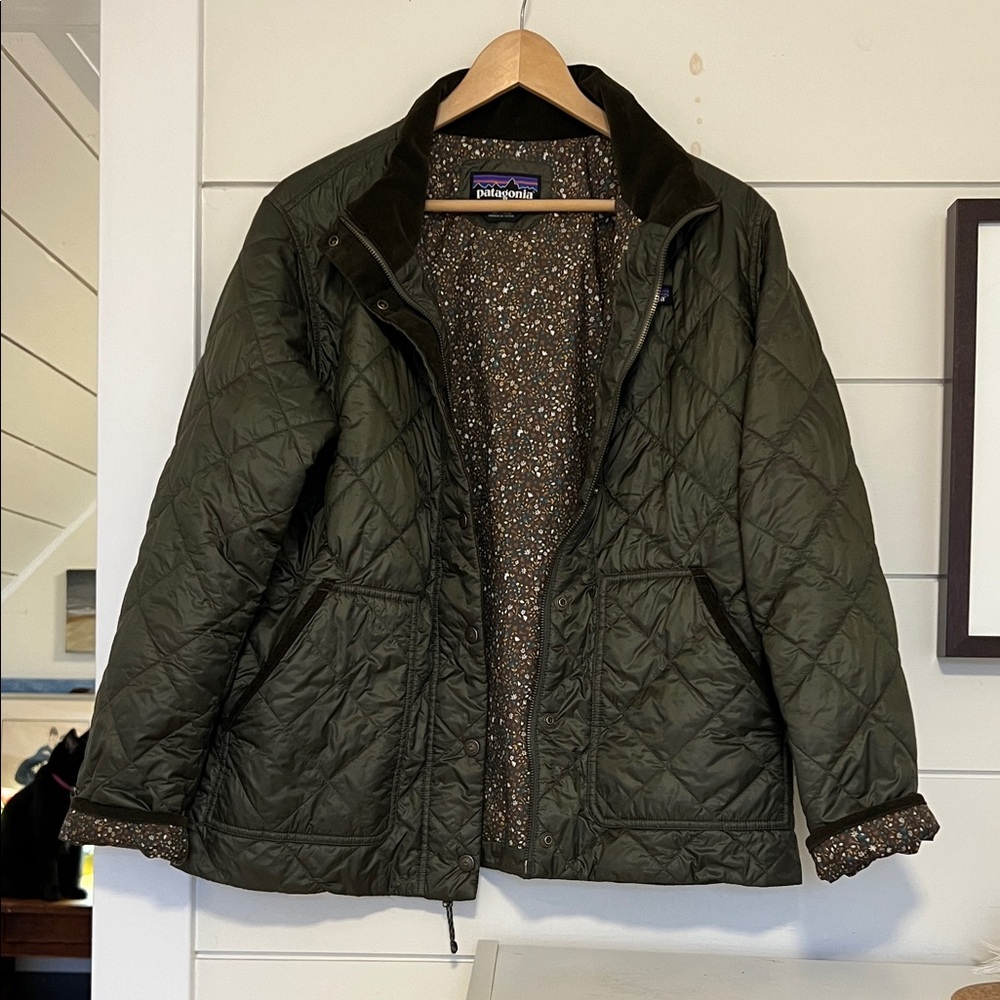 Patagonia Back Pasture Forest Green Quilted Jacket barn coat women’s L
